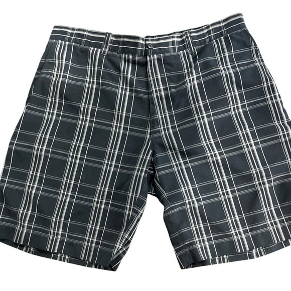 PGATOUR Mens 36 Black & White Plaid Golf Shorts 100% Polyester - Picture 1 of 4